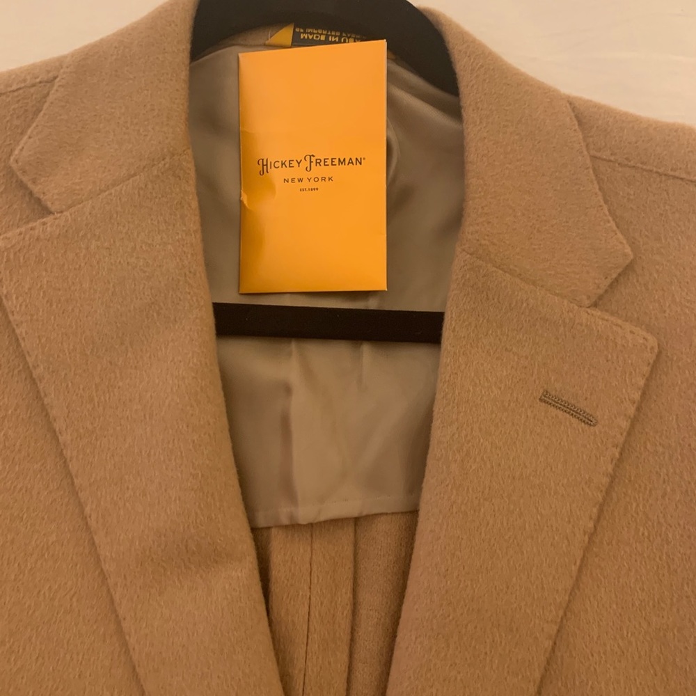 Men’s Hickey Freeman camel hair sport coat.